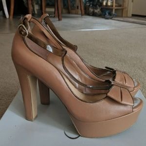 Gorgeous 😍 comfortable Jessica Simpson heels